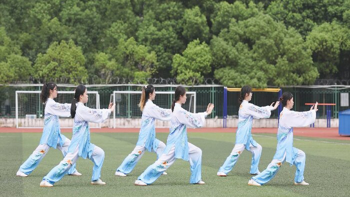 城市慢生活：太极拳放松体验